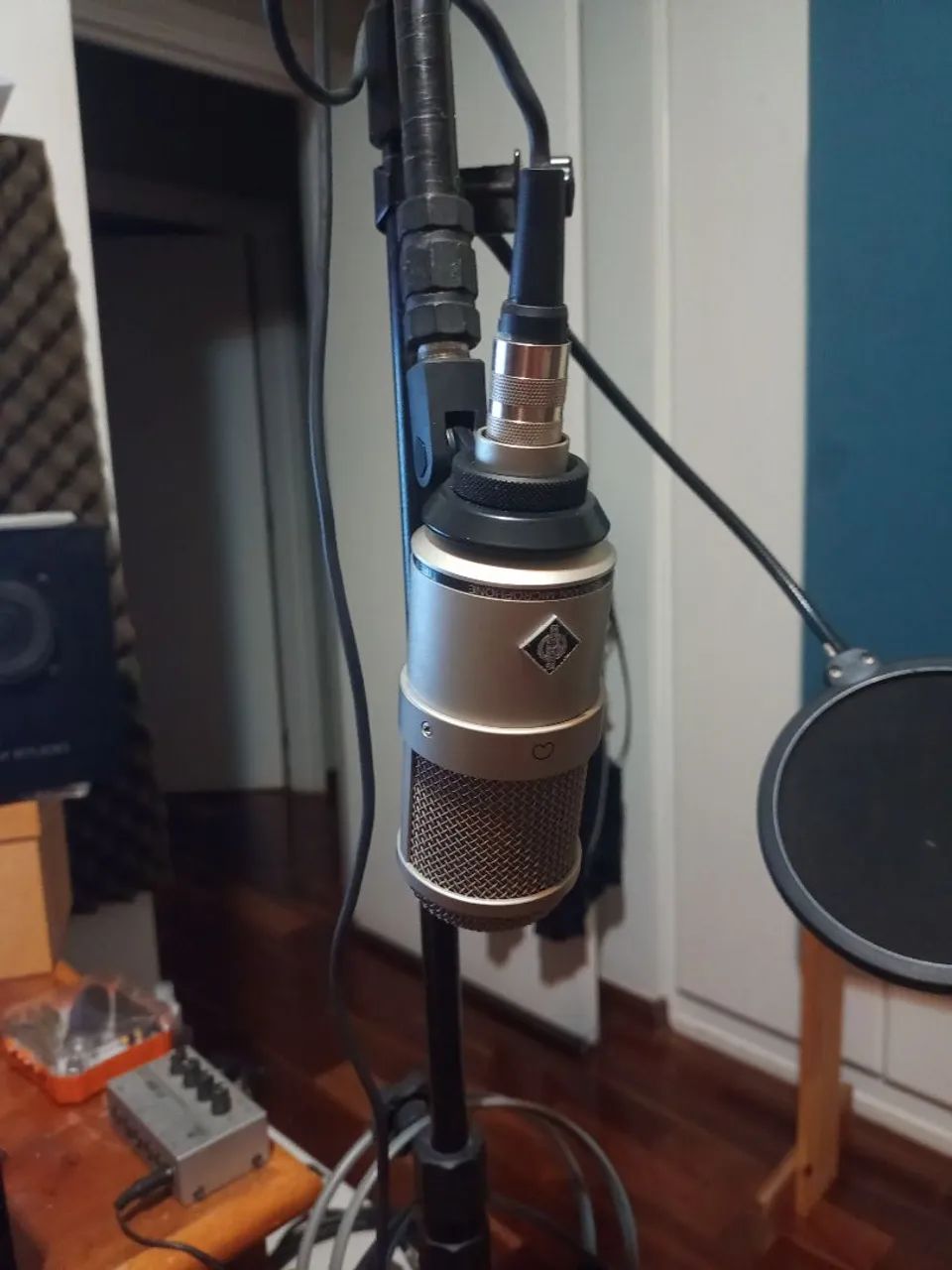 Microfone Neumann M 147 valvulado  - Foto 2