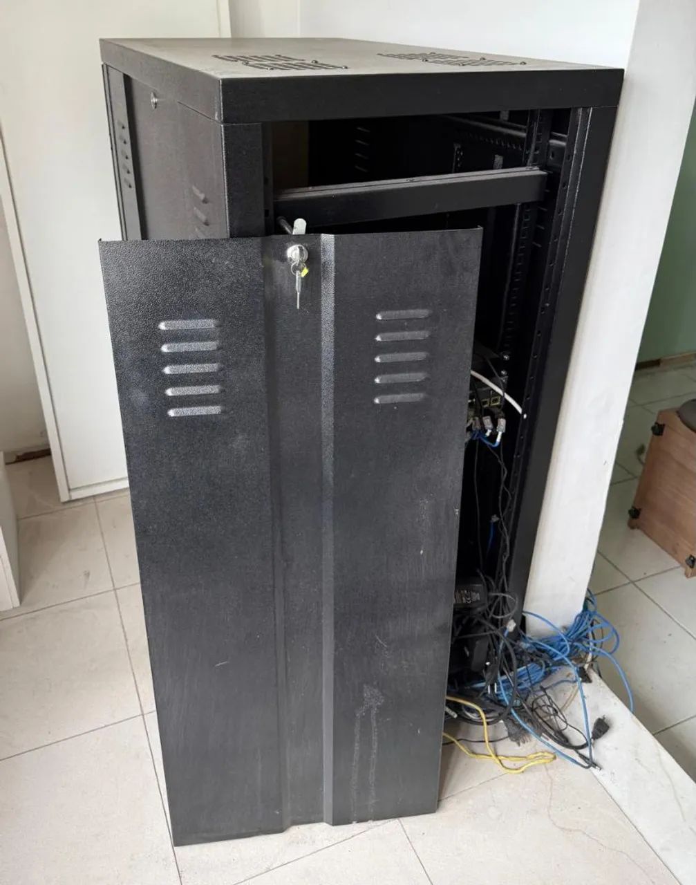 Hack servidor e eletrônicos piso - Foto 4