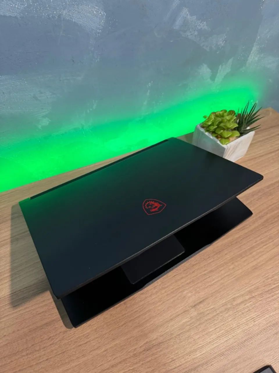 Notebook Gamer MSI i5 GTX 1650 144Hz - Foto 3