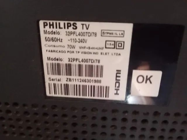 Vendo tv LCD Philips 32 polegadas modelo antigo pesada é semi smart com defeito no audio! - Foto 5
