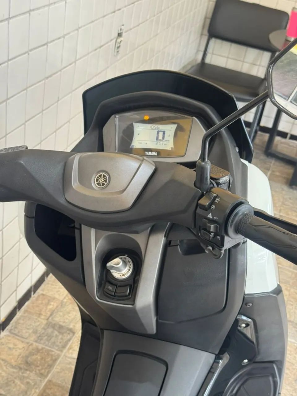 NMAX 160 2022 - Foto 4