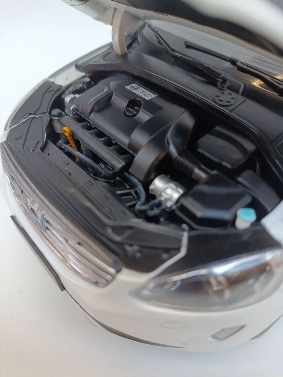 Miniatura volvo XC60 2016 1:18 - Foto 5