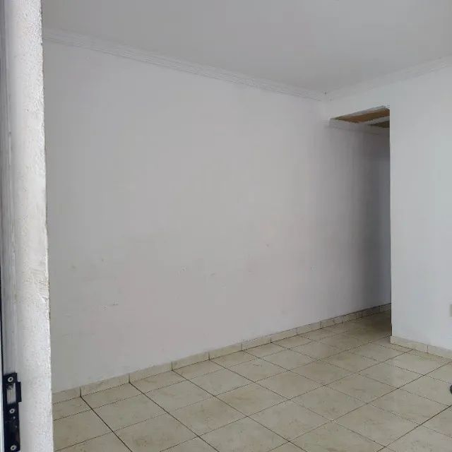 Alugo casa Liberdade Santa Luzia
