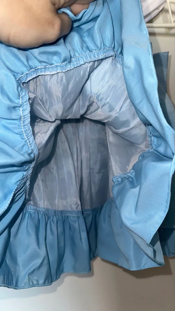 Vestido Alice no País das Maravilhas (inclui laço) - Foto 4