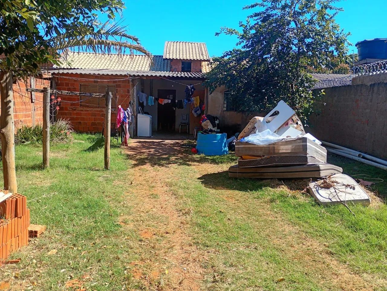 Vendo Terreno com Casa Construída - Foto 3