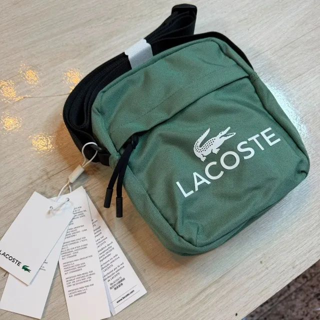 Bolsa Transversal Lacoste Original Vertical Camera Bag Verde