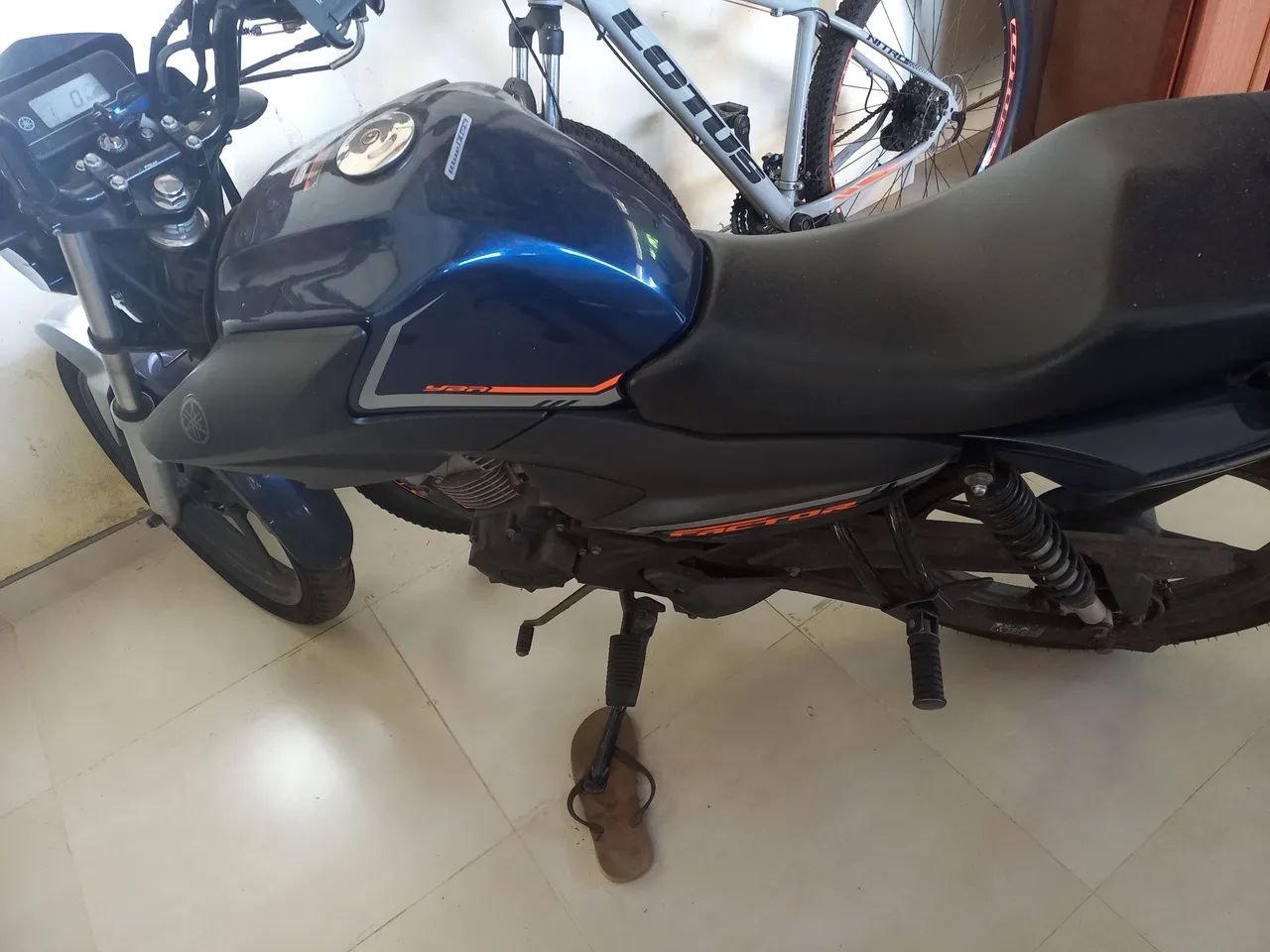 Factor 150 semi nova