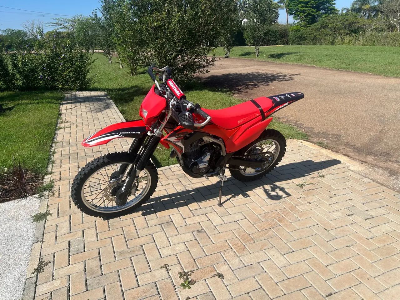 Honda CRF250 2024 - Foto 2