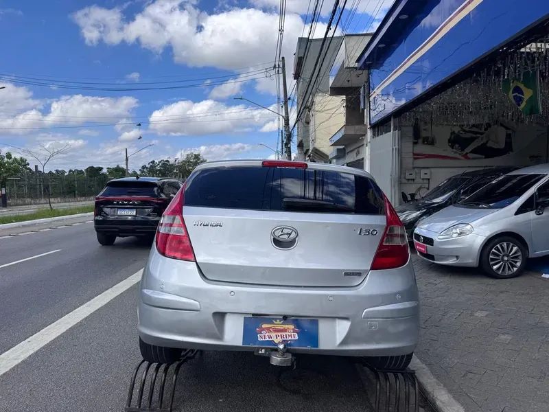 Hyundai i30 2.0 16V 145cv 5p Aut., foto 6 de 10