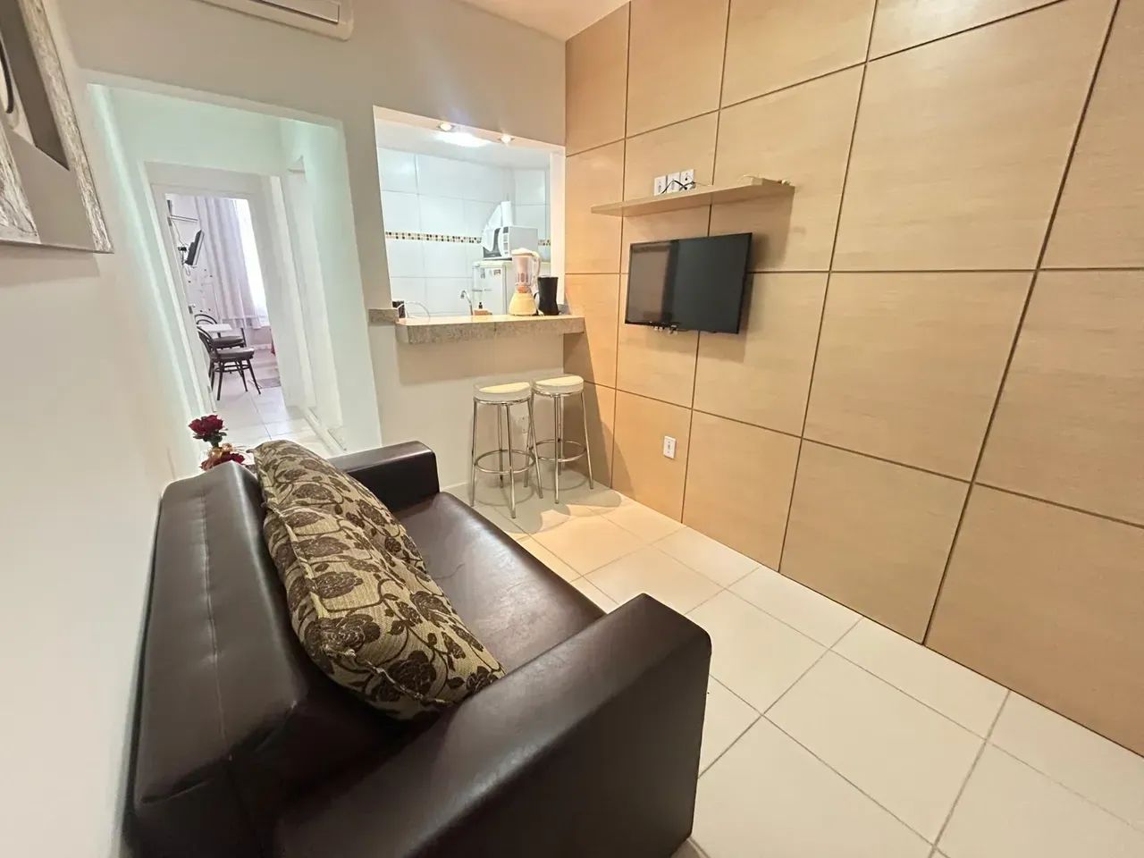 APARTAMENTO 1 QUARTO NO BAIRRO DE COPACABANA