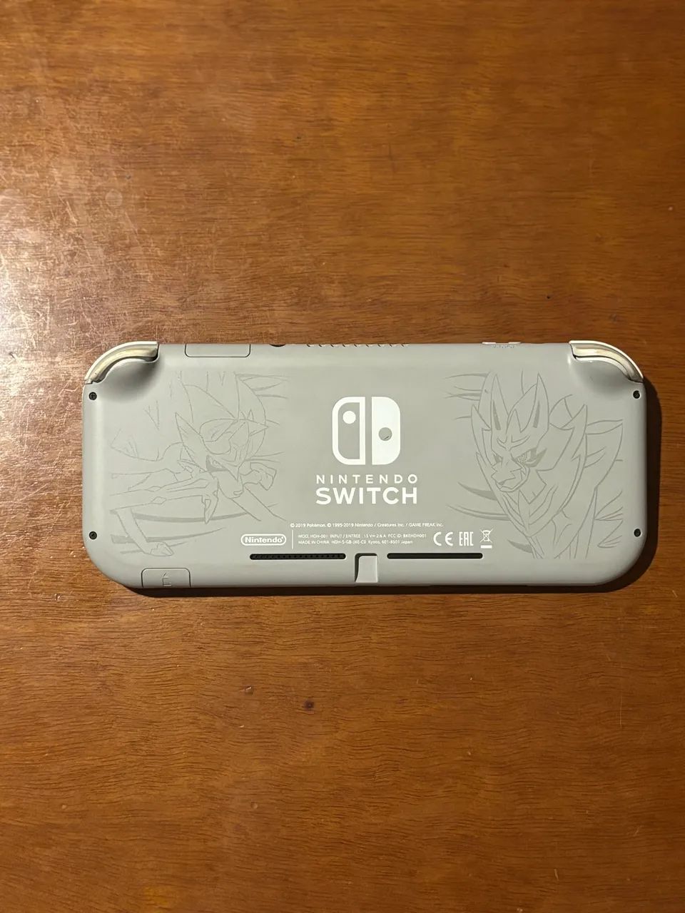 Console Nintendo Switch Lite Edição Pokémon  - Foto 2