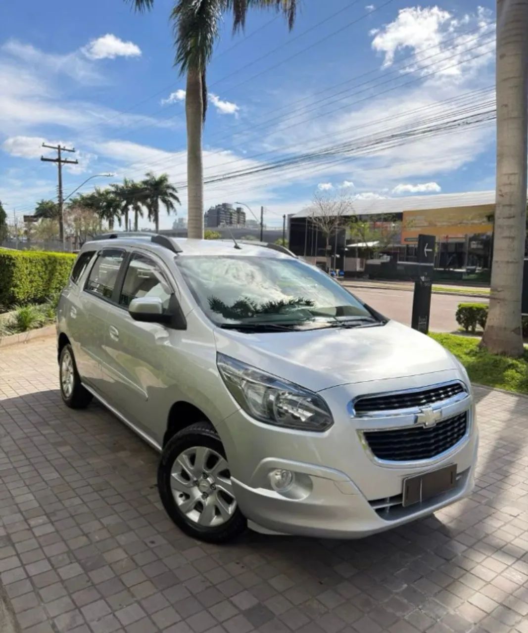 Chevrolet Spin SPIN LTZ 1.8 8V Econo.Flex 5p Aut. 2015