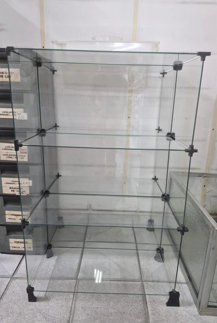 Expositor / vitrine para comércio 