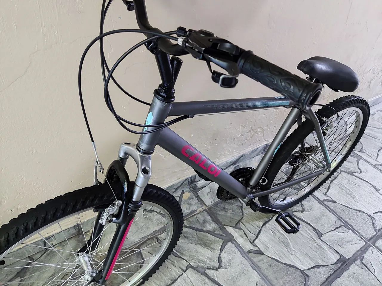 Bicicleta Caloi aro 26, alumínio  - Foto 2