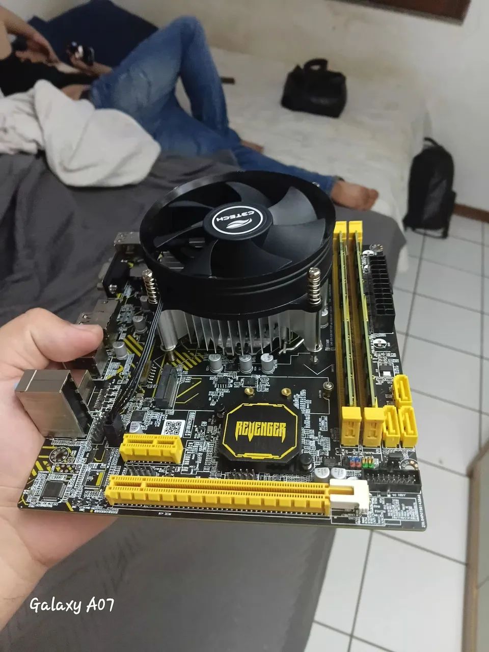 Placa mãe h61 com defeito  - Foto 2