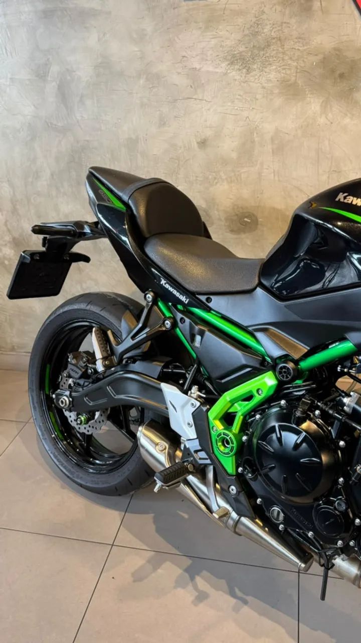 Z 650 2025 - 1539960119 | OLX