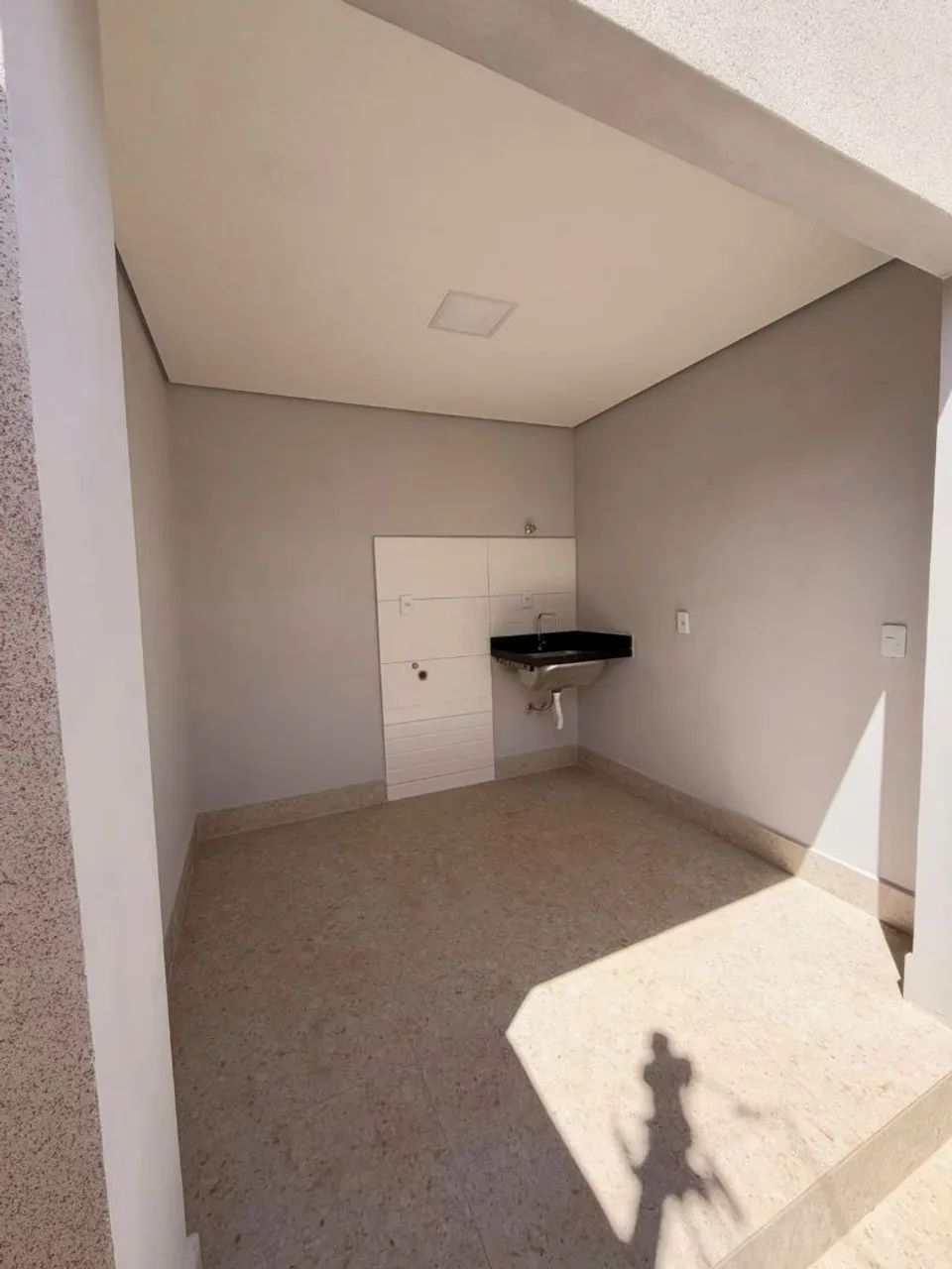 CASA MODERNA À VENDA - SAMANBAIA DF - Foto 4