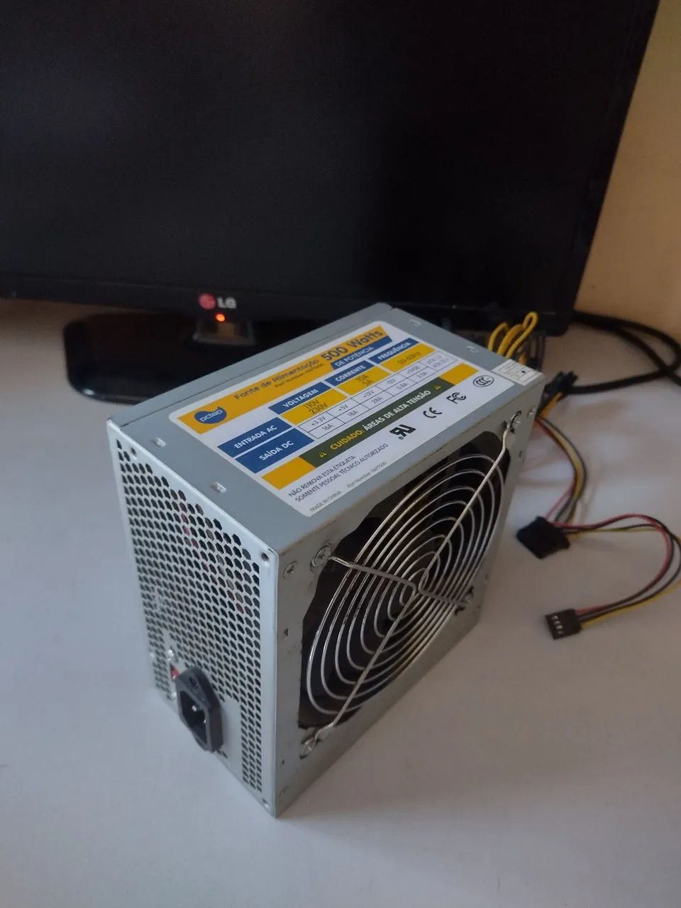 Fonte ATX 500 para desktops