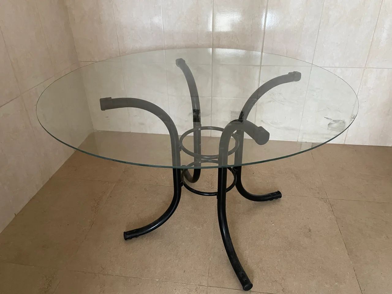 Mesa com tampo de vidro - Foto 2