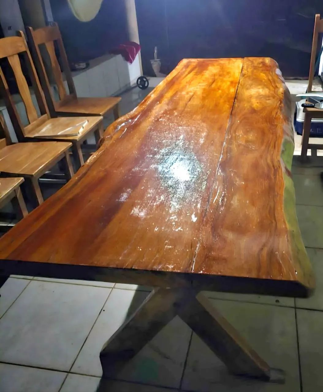 Mesa de madeira sucupira - Foto 2