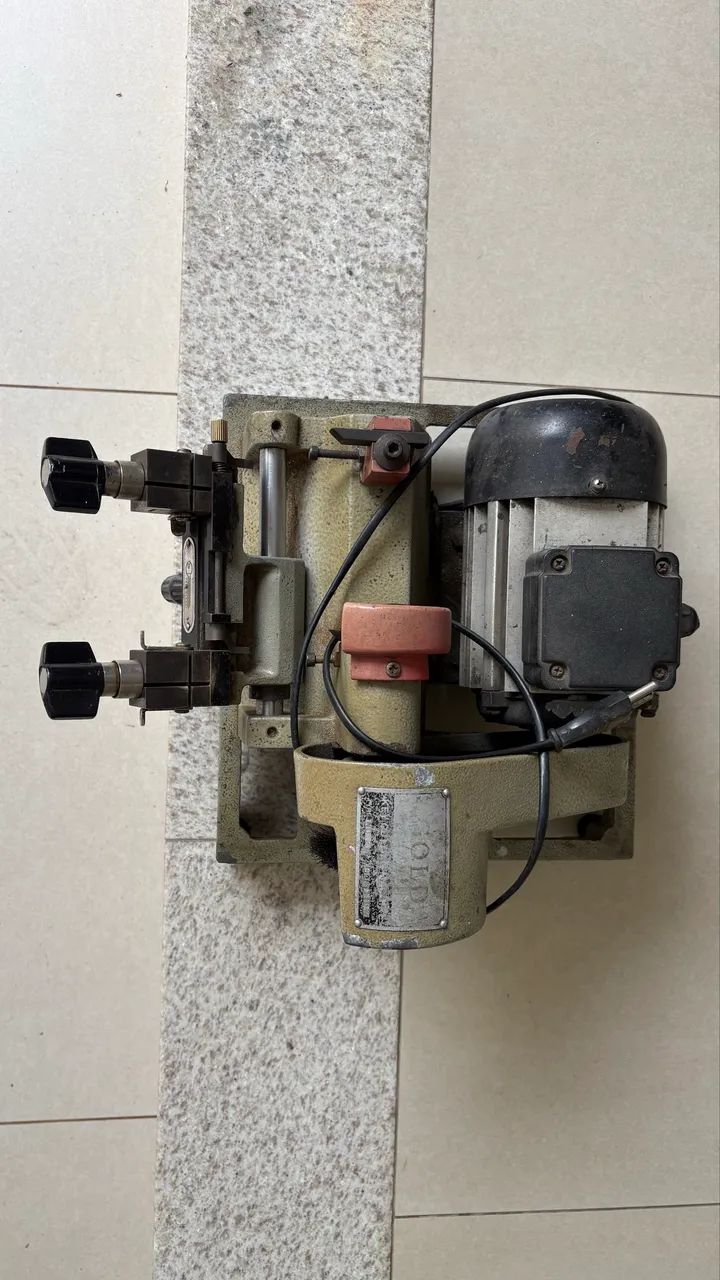 Máquina copiadora de chave - Foto 3