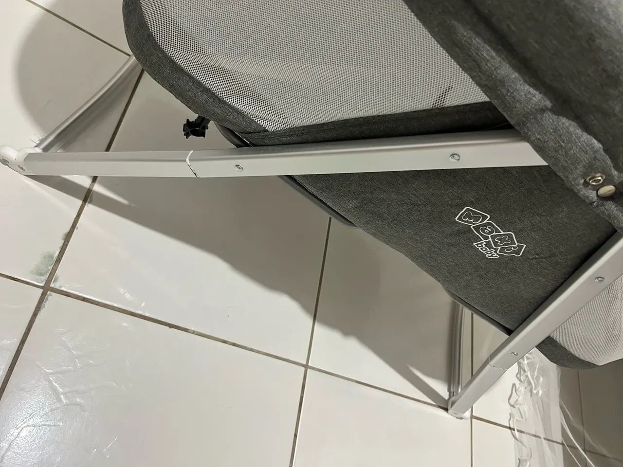 Berço Moisés portátil com balanço  - Foto 4
