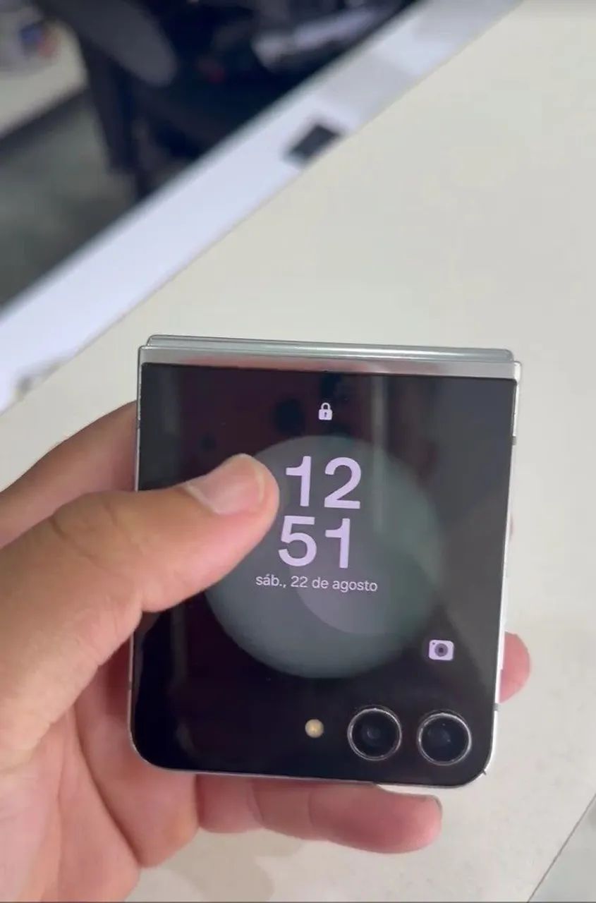 Galaxy Z Flip 5 256GB - Foto 3