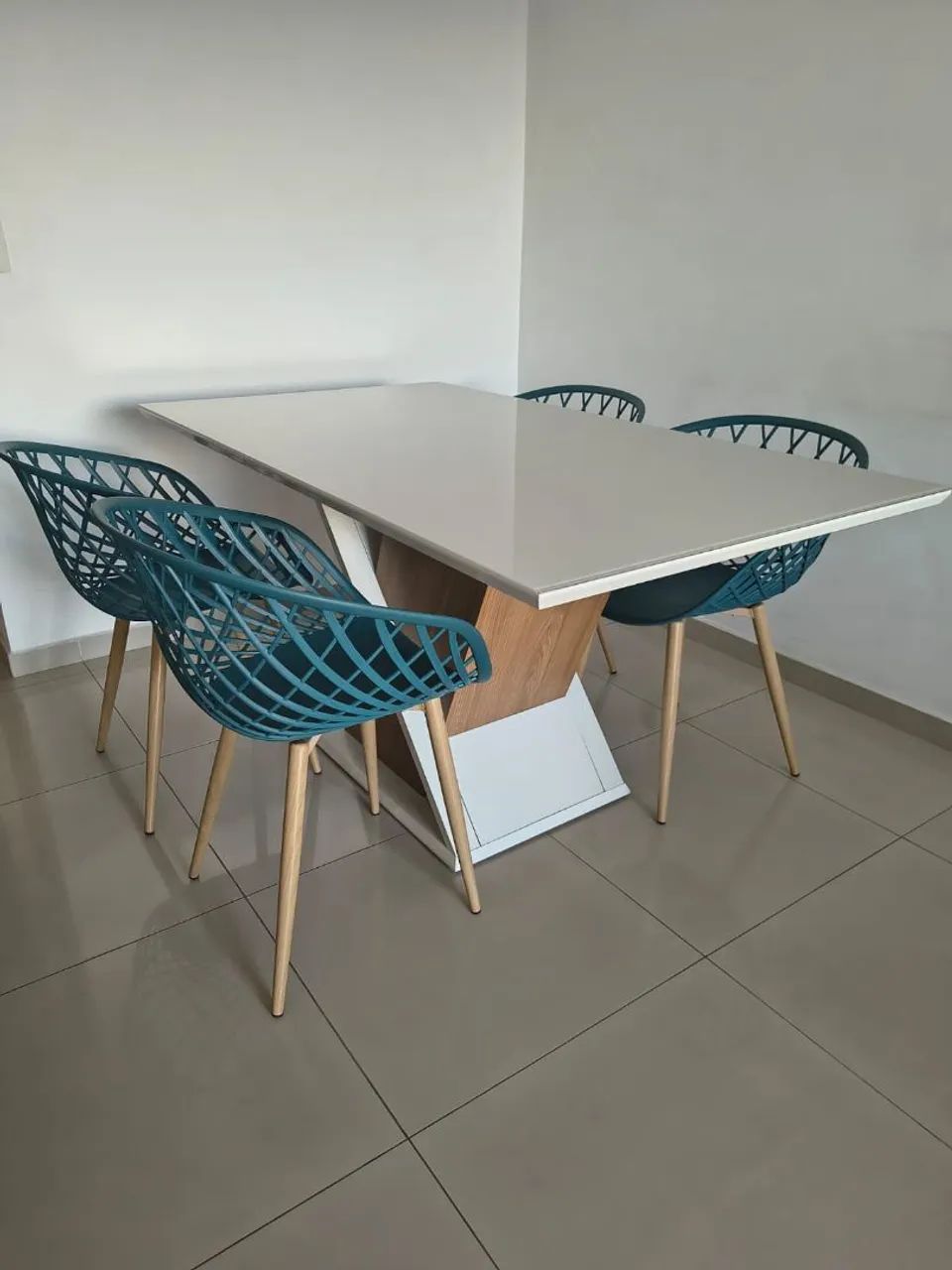 Conjunto Mesa de Jantar com Cadeiras - Foto 2