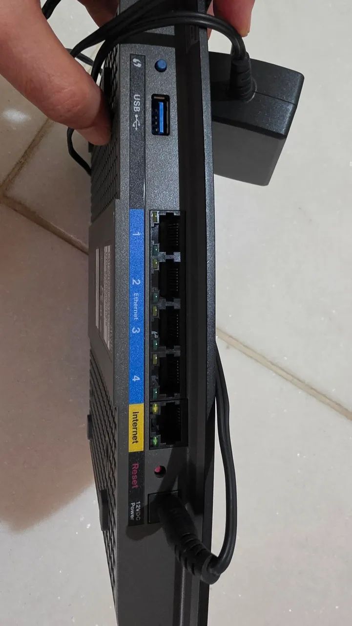 Roteador Cisco Linksys EA6300v1 - Foto 3