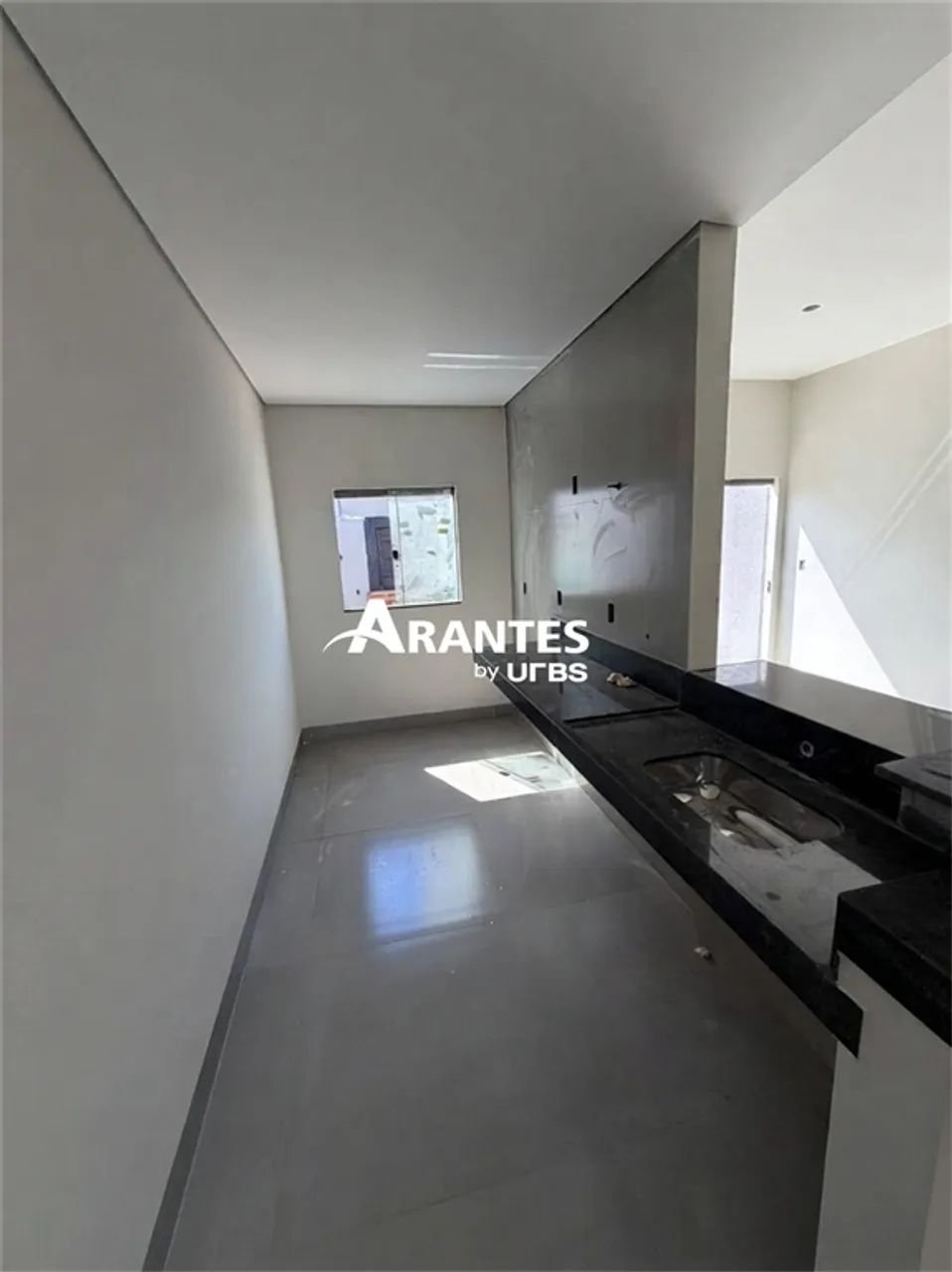 Casa com 72m² 2 quartos à venda no bairro Laranjeiras - Foto 2