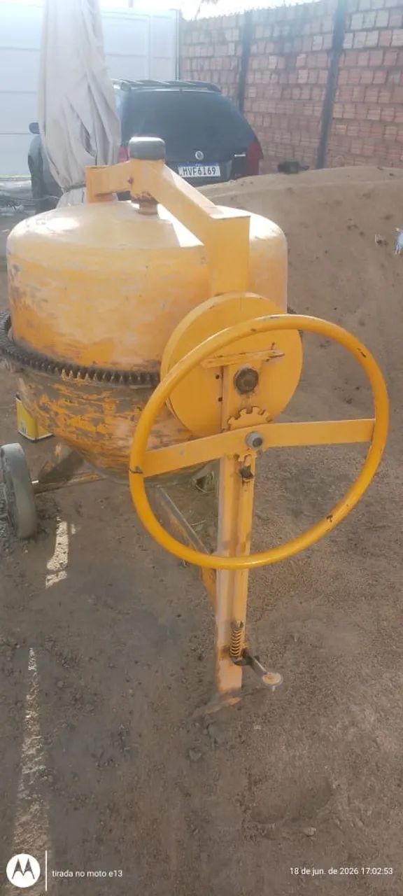 Vende se betoneira - Foto 4
