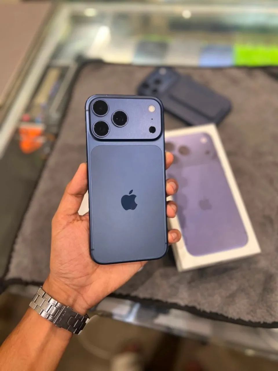 iPhone 17 Pro Max 256GB E-Sim - LACRADO - Foto 2