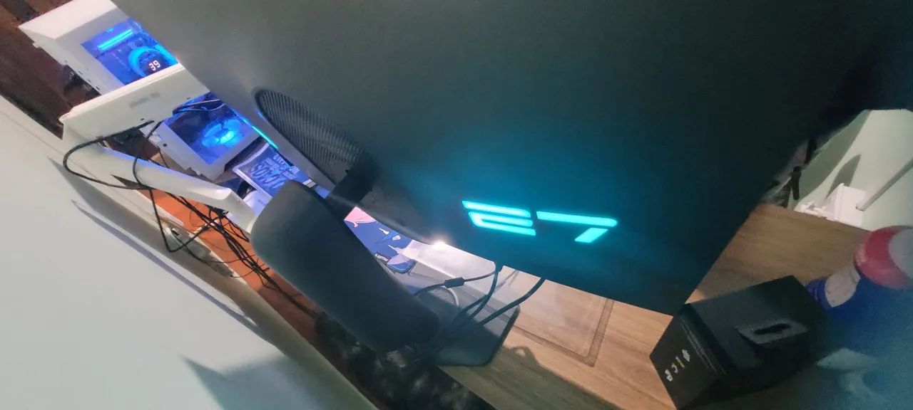 Monitor alienware aw2724dm "2k "180hz - Foto 4