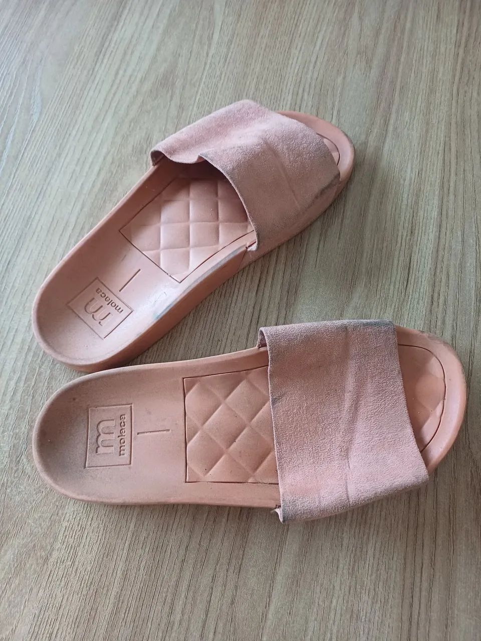 Chinelo Moleca, 37. - Foto 2
