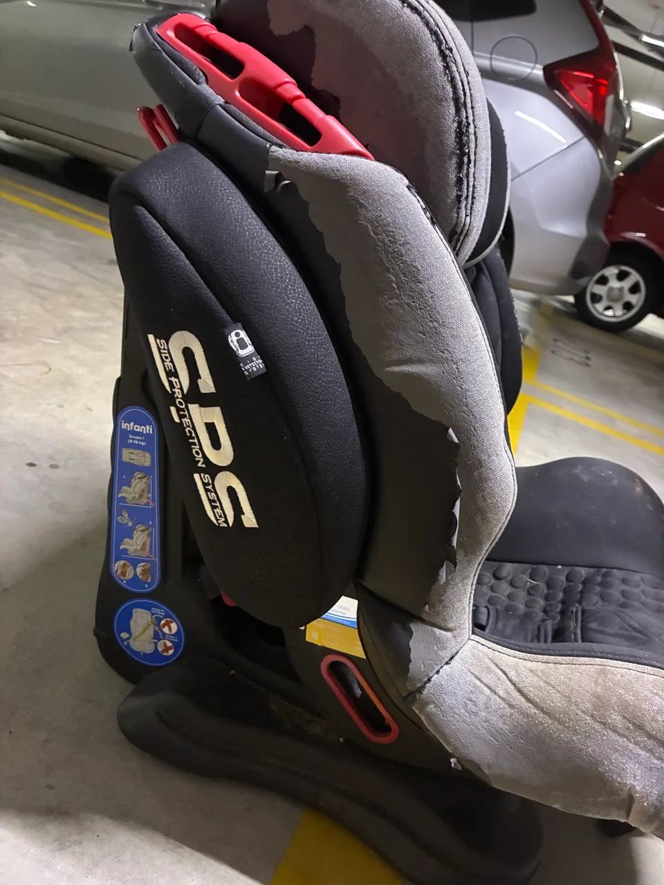 Cadeirinha cockpit- Infanti - 9 a 36 Kg - Usada - Foto 5