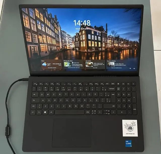 Notebook Dell Inspiron 15 3520 Tela 15.6 - Processador i7