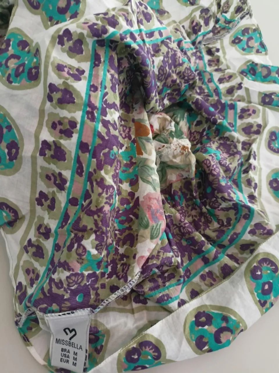 Blusa feminina estampada com renda - Foto 2