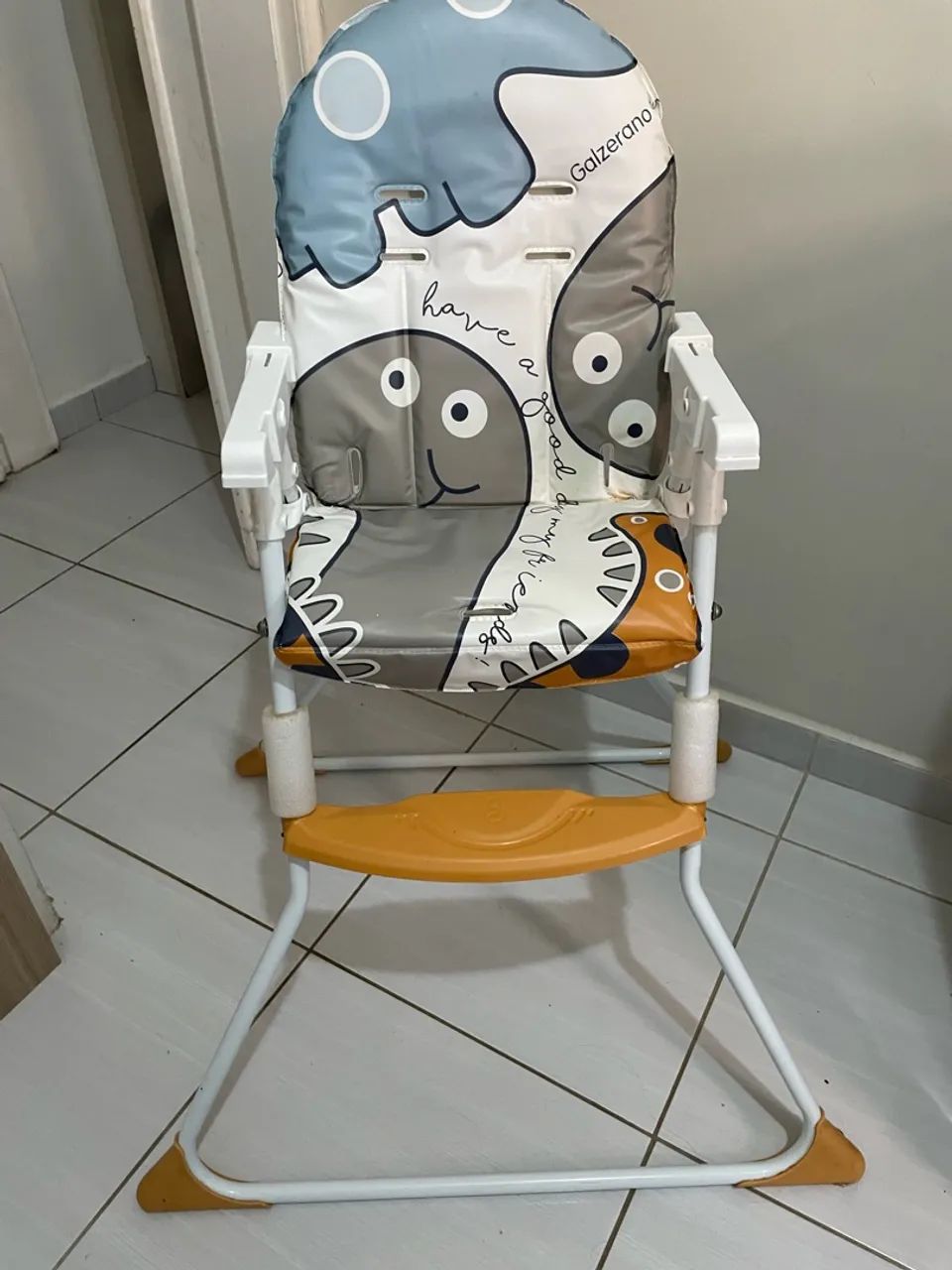 CADEIRÃO ALIMENTAÇÃO INFANTIL  - Foto 2