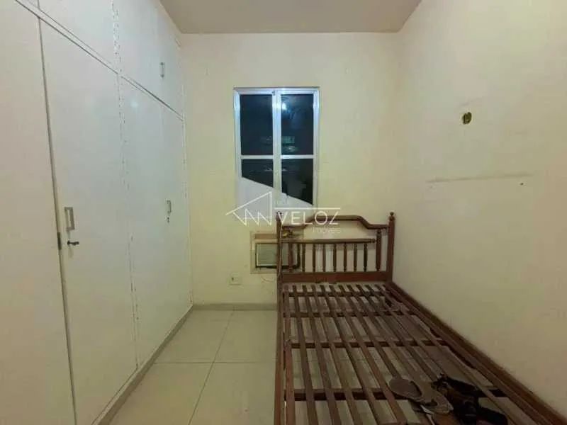 Apartamento : / Residencial / Catete