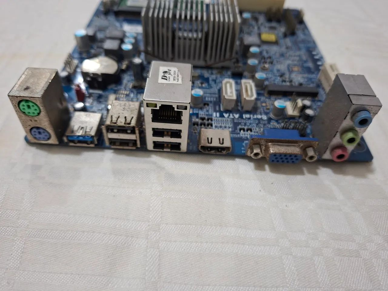 Placa mãe J1800 com 4GB de memória 