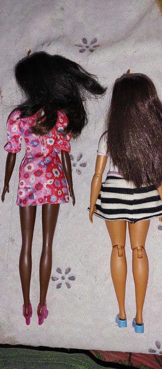 Lote Barbies - Foto 2