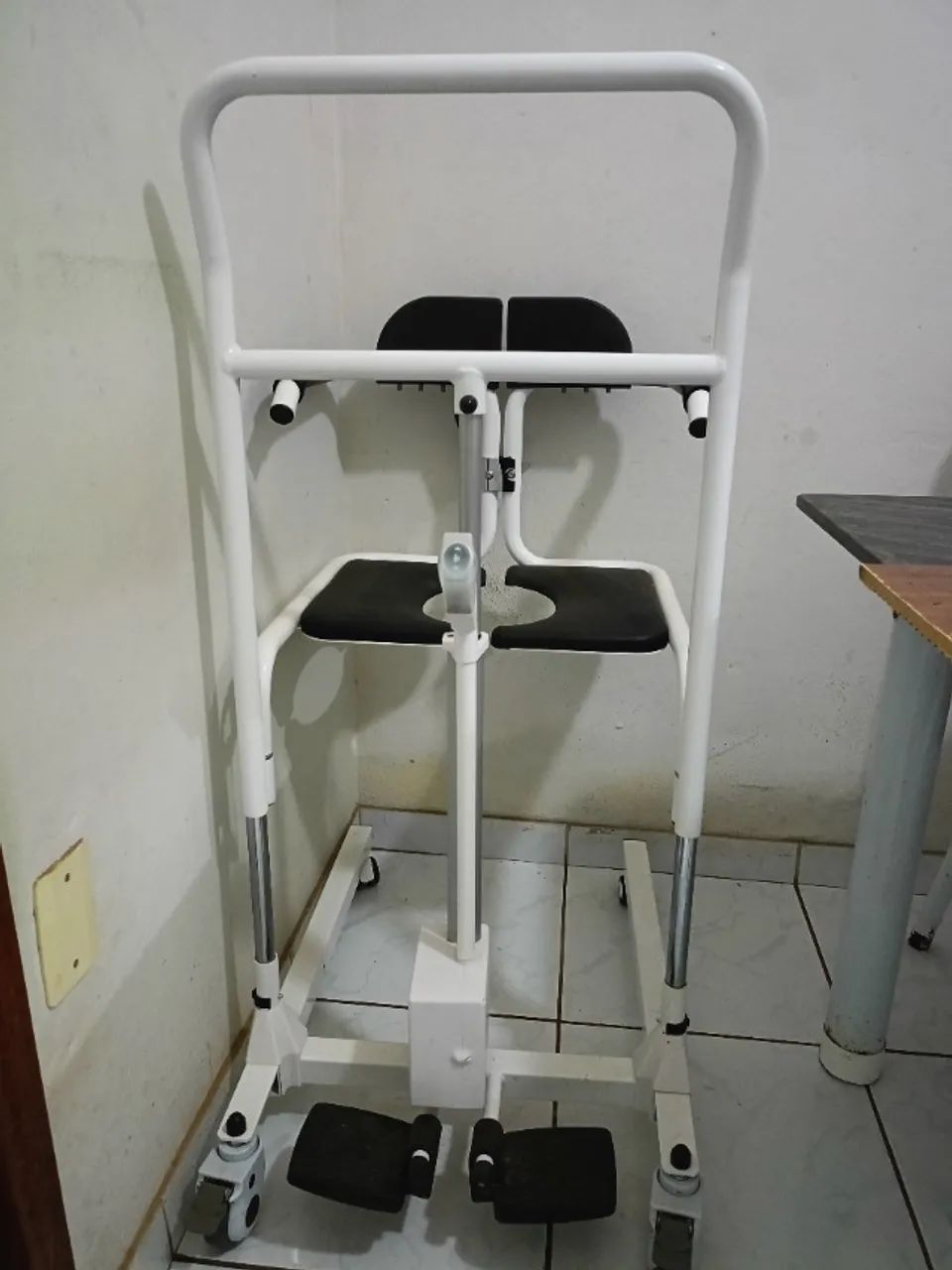 Cadeira de Transferência D80 Dellamed - Foto 5