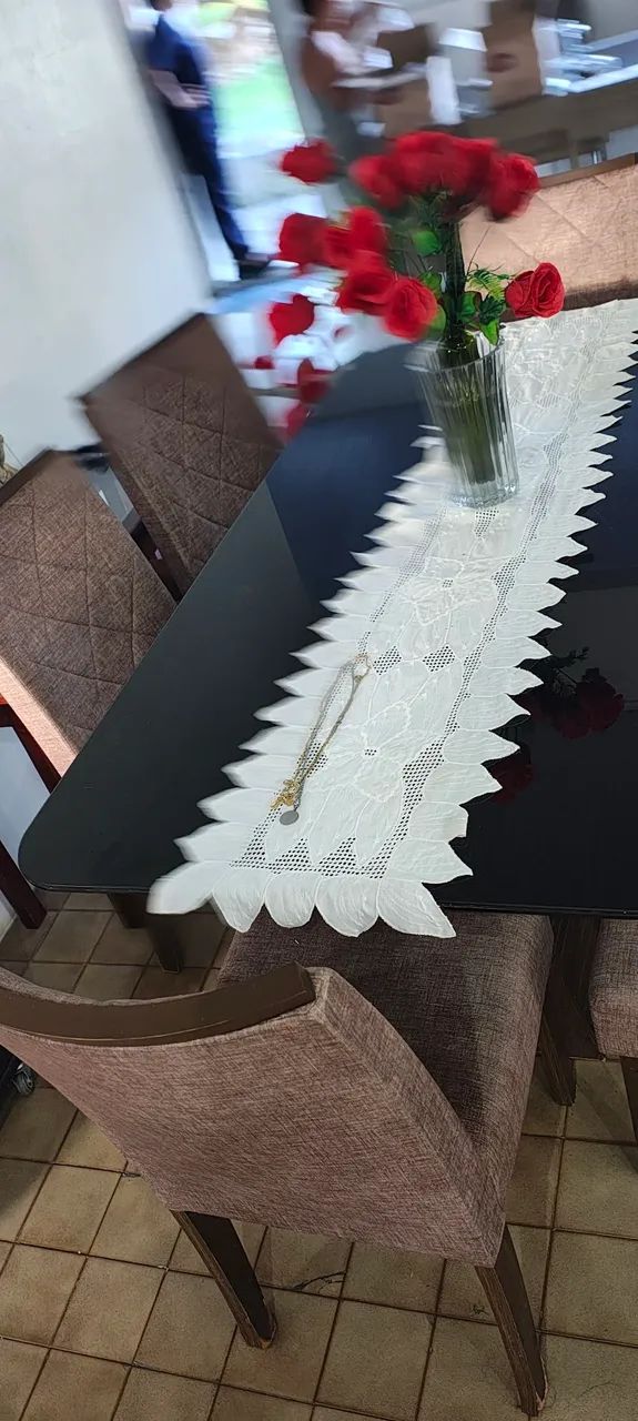 Lindo Conjunto de sala de jantar Mesa e cadeiras - Foto 5