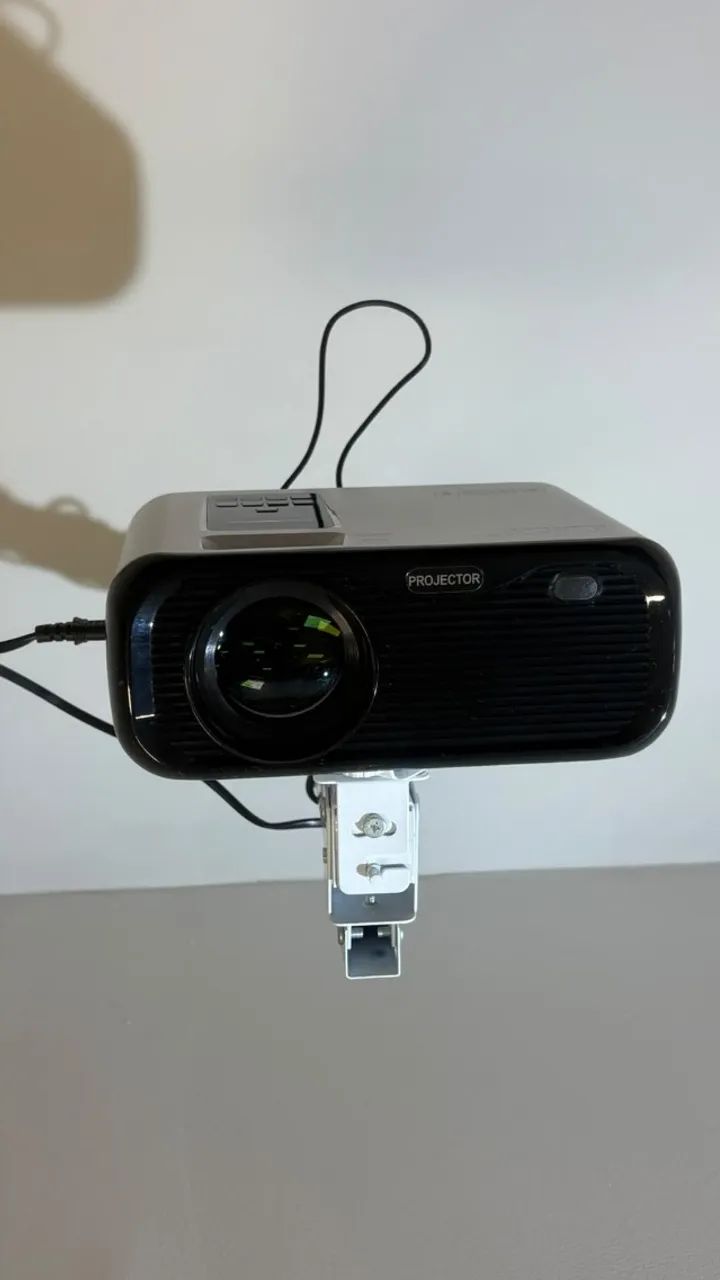 Retro Projetor Data Show Multimídia Tela 4k Cor Branco Bivolt + NF