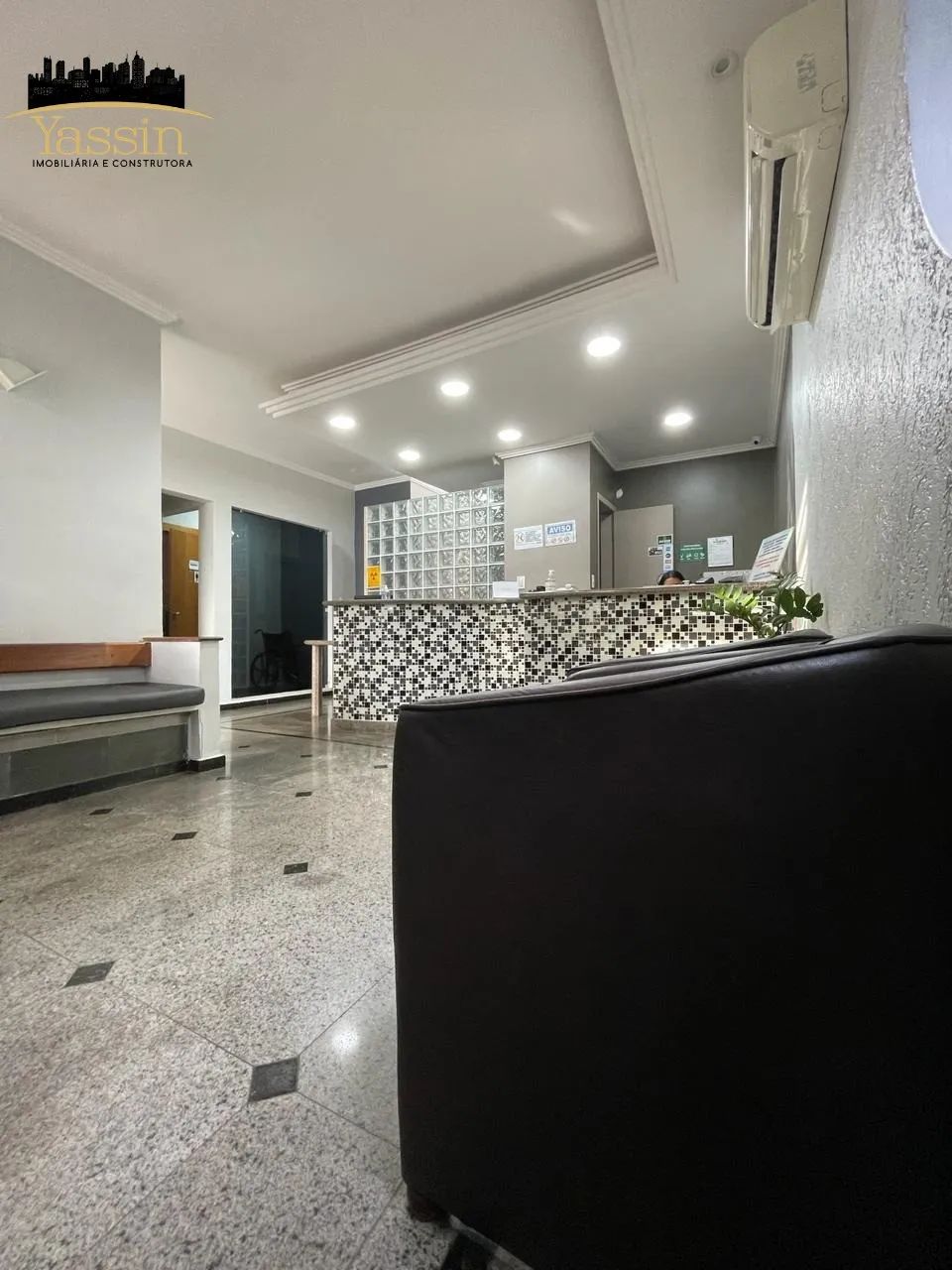 Imóvel comercial disponível para locação na Avenida Lava Pés