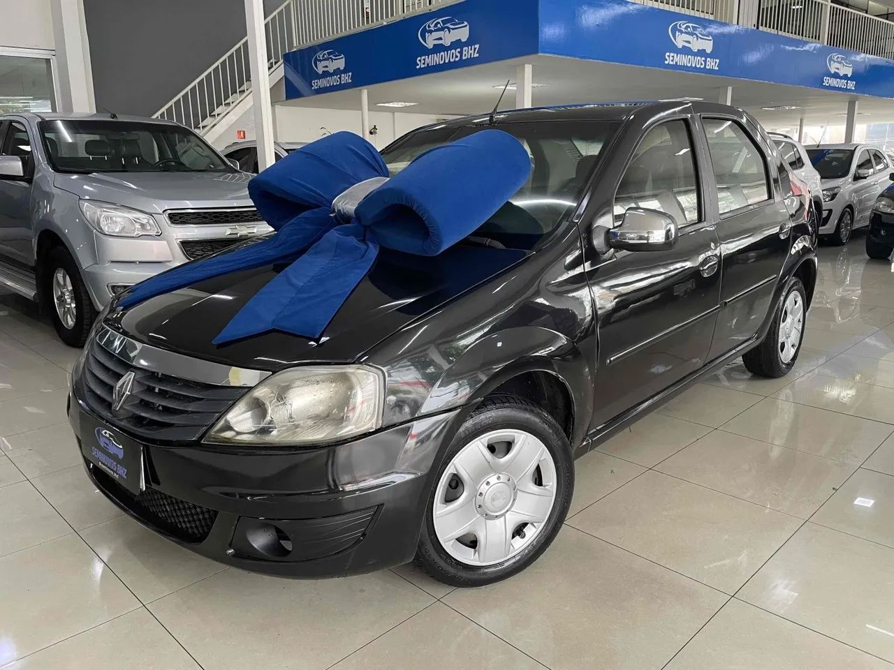 Renault Logan Expression Hi-flex 1.6 8V 4P 2013