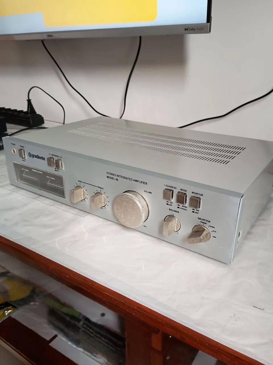 Amplificador Gradiente model 86 revisado  - Foto 3