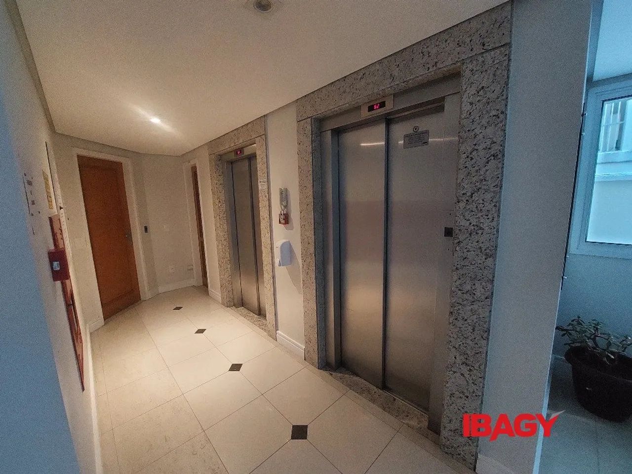 Excelente Apartamento 2 dormitório(s) em Centro - Florianópolis - Foto 4