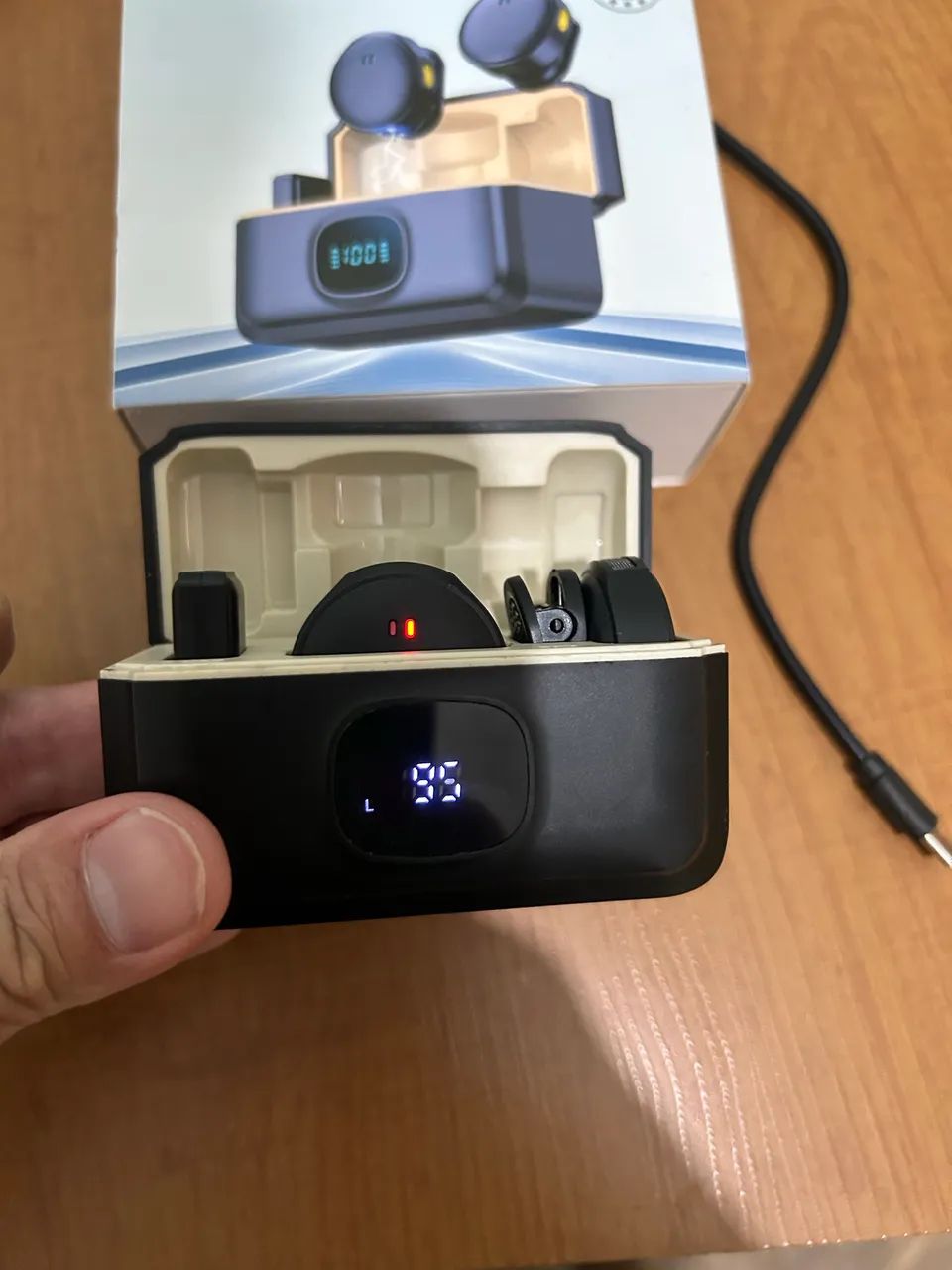 Mini Microfone de Lapela Sem Fio Magnético para iPhone - Foto 3