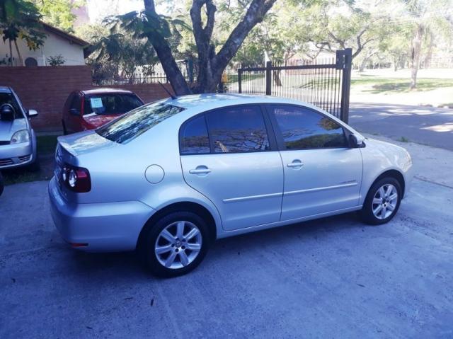 Volkswagen Polo Sedan CONFOT. IMOTION 1.6 4P - Foto 4
